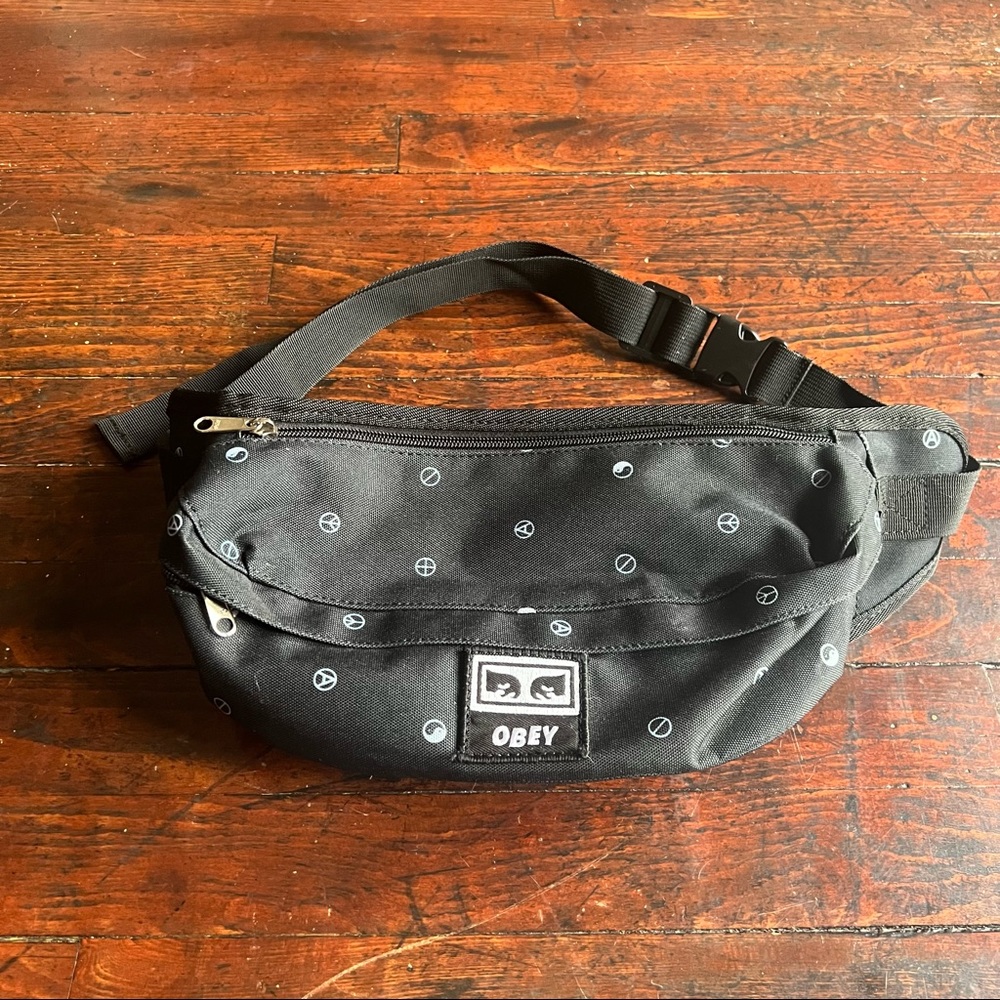 Obey Sling Pack ‘’Drop Out’’